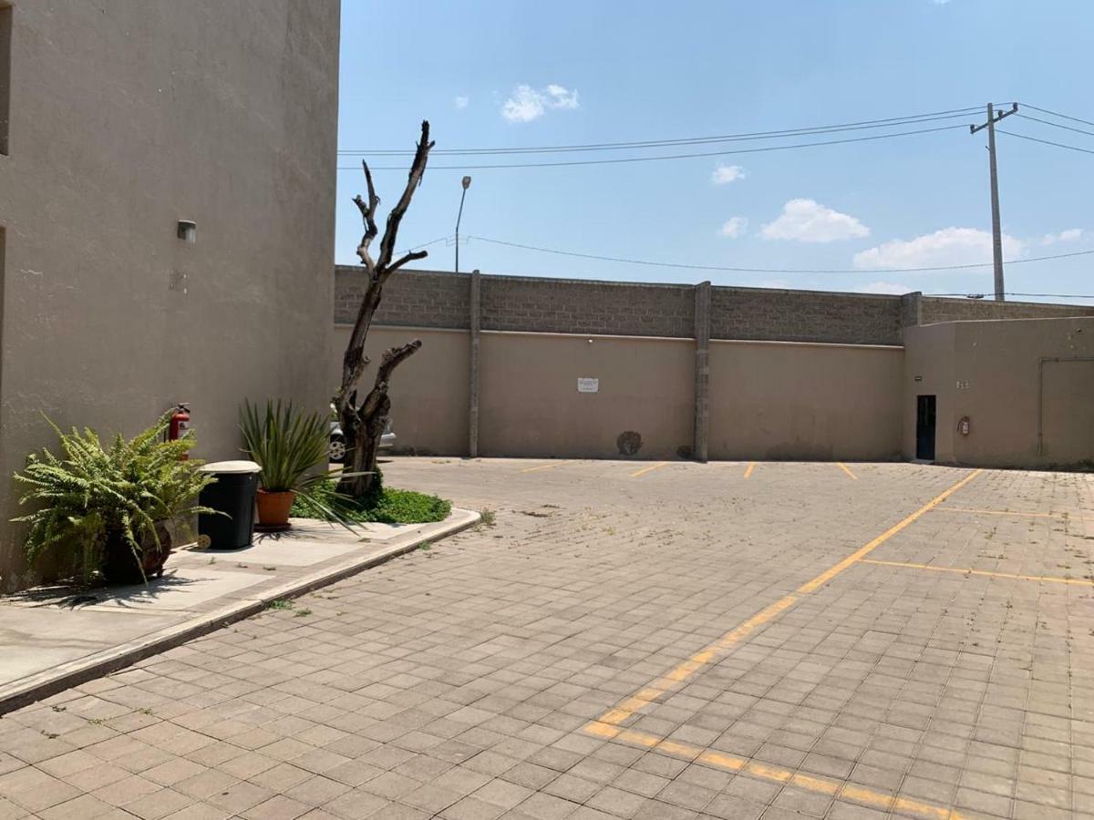 Hotel Fg Leon Exterior photo